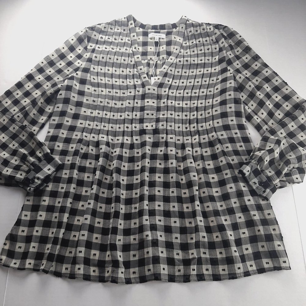 Max Studio Womens Tunic Blouse Size Small Black Cream Pleated Plaid Semi Sheer